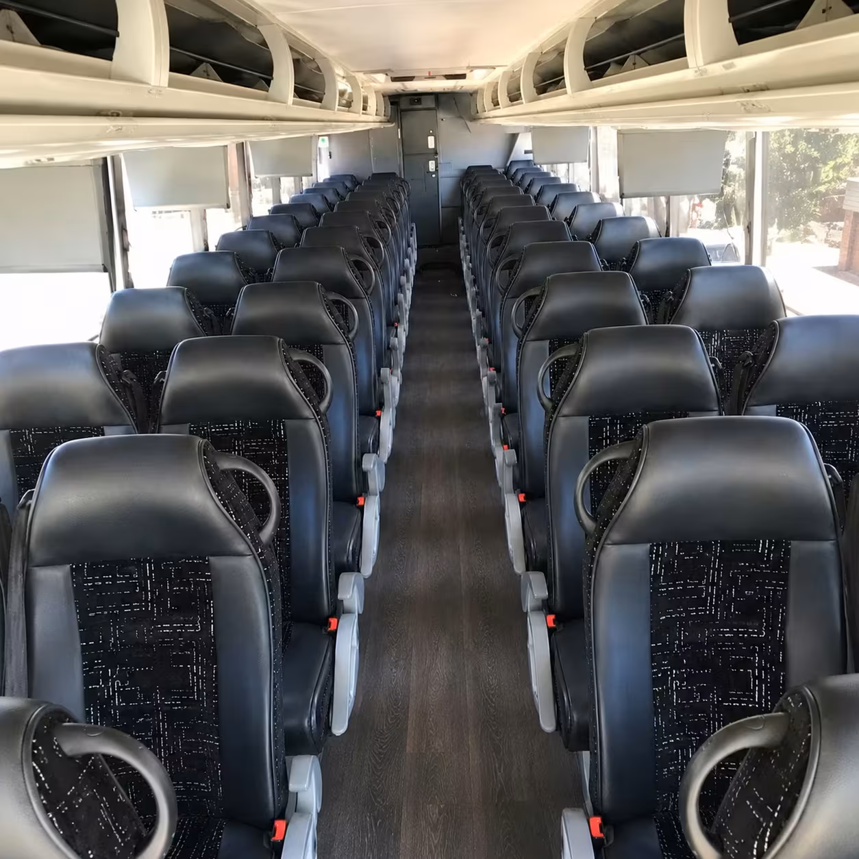 lancaster charter buses to los angeles pro sports games