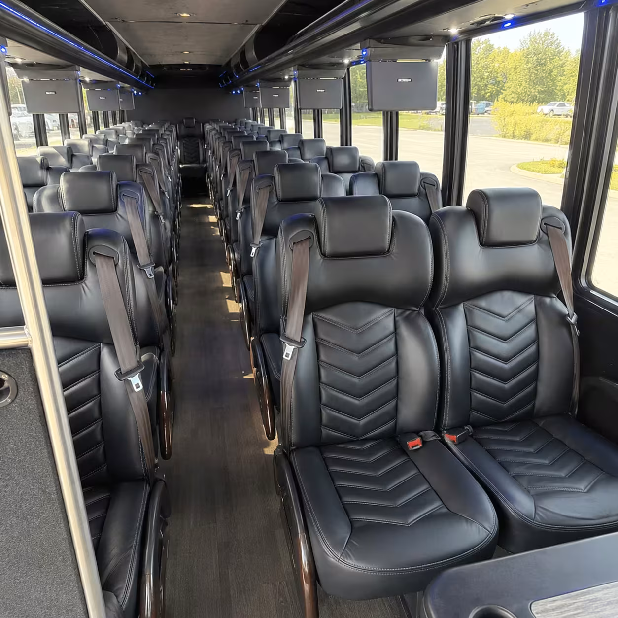 prom minibus and charter bus rentals serving lancaster